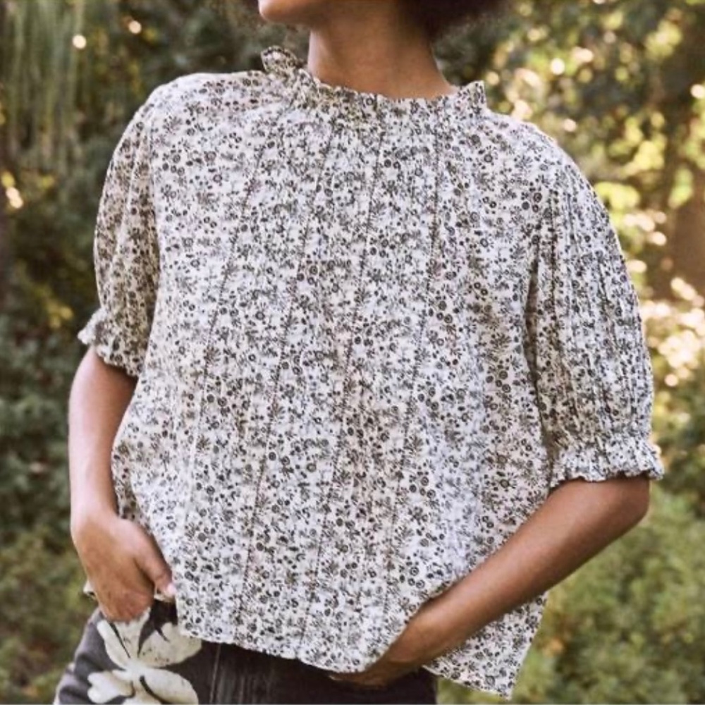 THE GREAT - The Songbird Top. -- White Meadow Floral